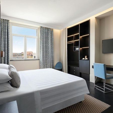 Hotel Sina Bernini Bristol, Autograph Collection Rzym Zewnętrze zdjęcie