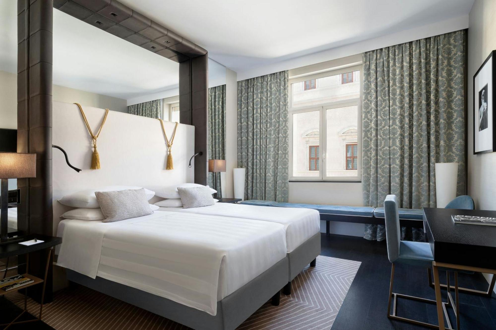 Hotel Sina Bernini Bristol, Autograph Collection Rzym Zewnętrze zdjęcie